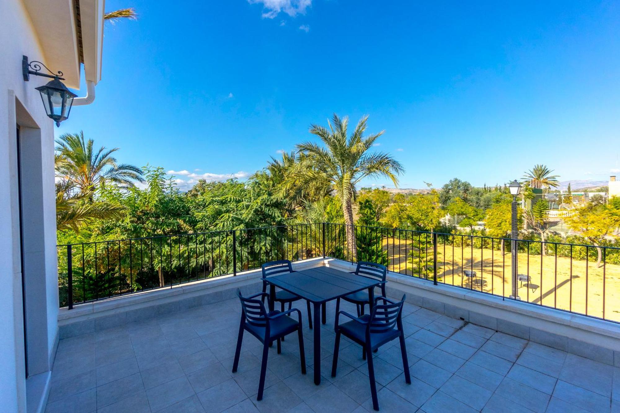 Finca Santa Barbara Elche Rom bilde